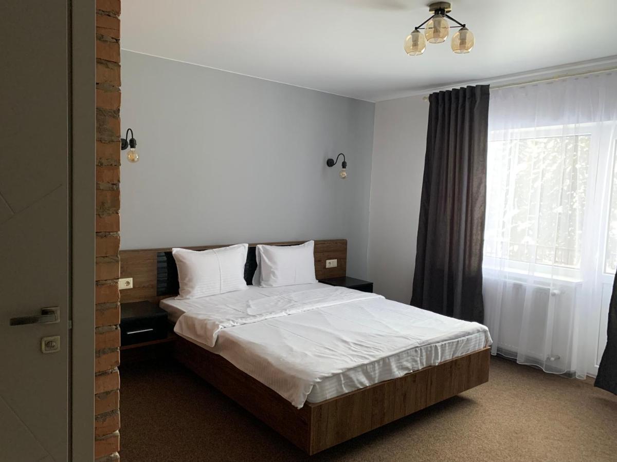 Imperial Hotel Bukovel Bagian luar foto