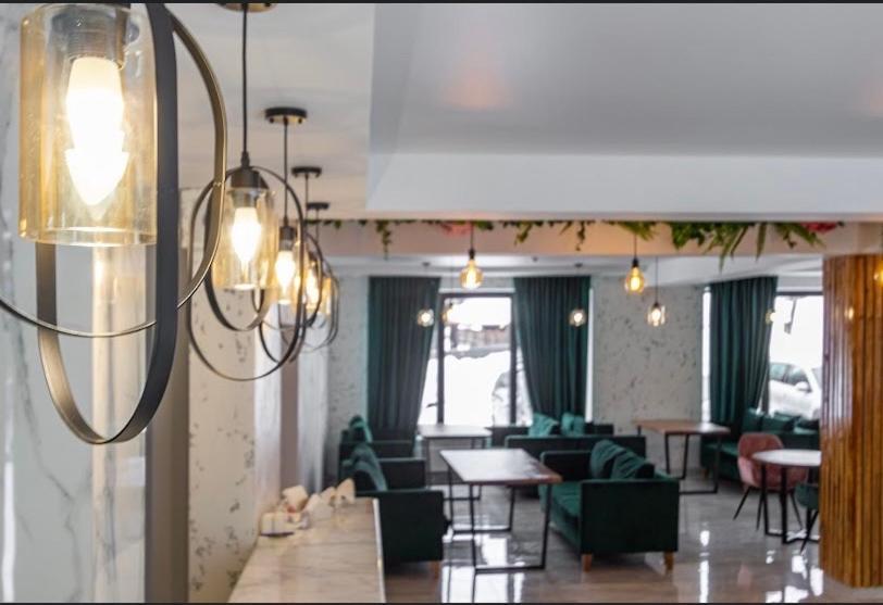 Imperial Hotel Bukovel Bagian luar foto