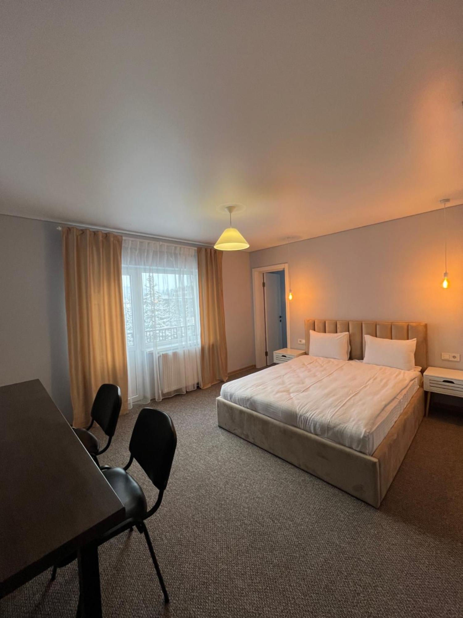 Imperial Hotel Bukovel Bagian luar foto