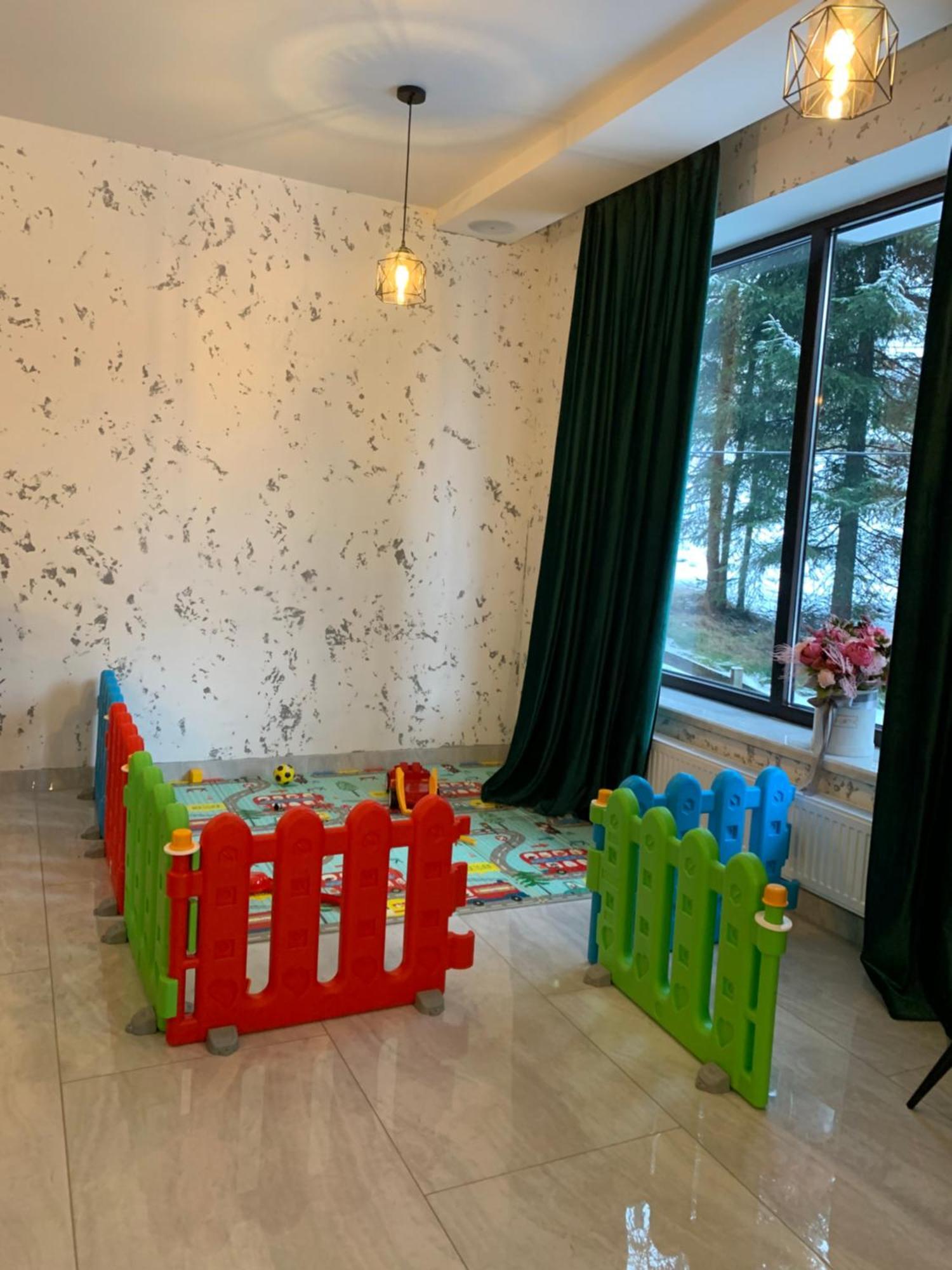 Imperial Hotel Bukovel Bagian luar foto